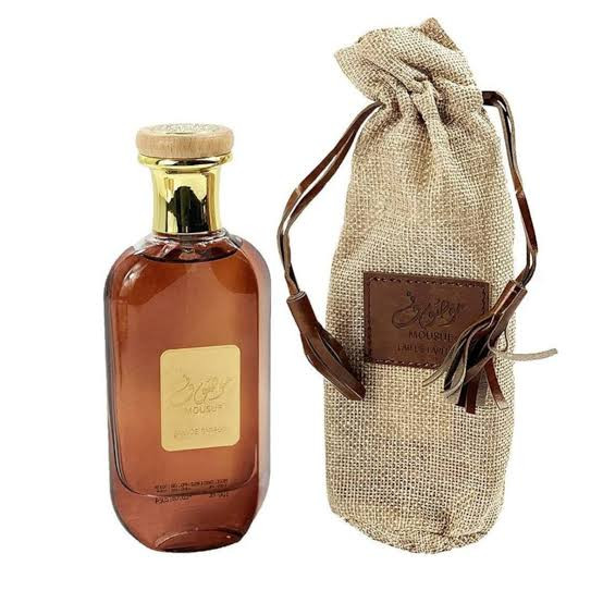 ادکلن موصوف قهوه ای ماندگاری بالا(تلخ و کمی شیرین)ارض الزعفران100 میل